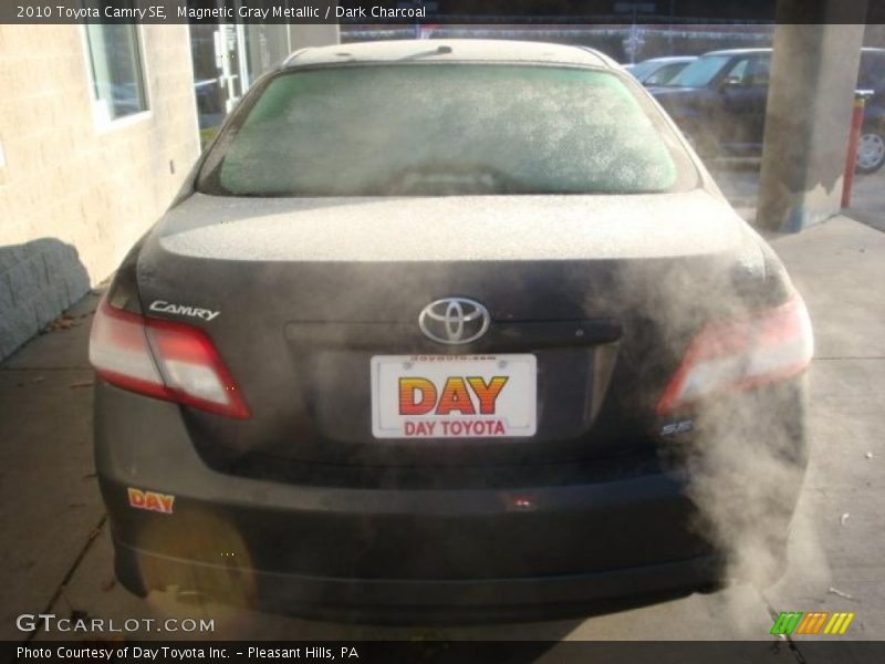 Magnetic Gray Metallic / Dark Charcoal 2010 Toyota Camry SE