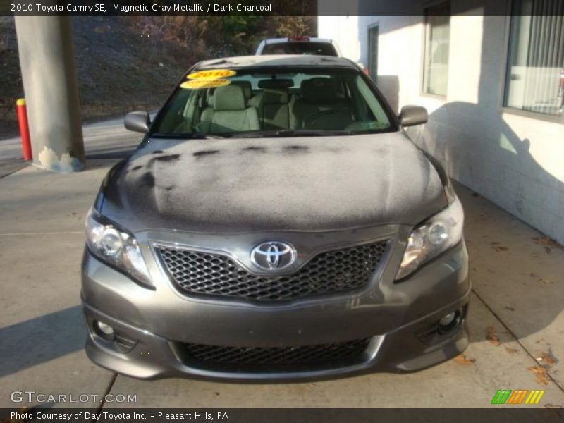 Magnetic Gray Metallic / Dark Charcoal 2010 Toyota Camry SE