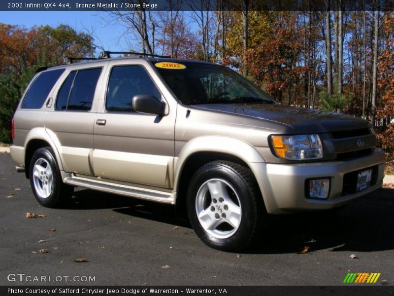 Front 3/4 View of 2002 QX4 4x4