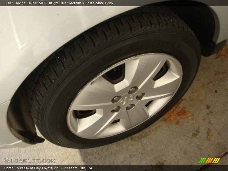 Bright Silver Metallic / Pastel Slate Gray 2007 Dodge Caliber SXT