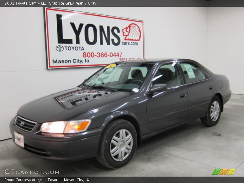 Graphite Gray Pearl / Gray 2001 Toyota Camry LE