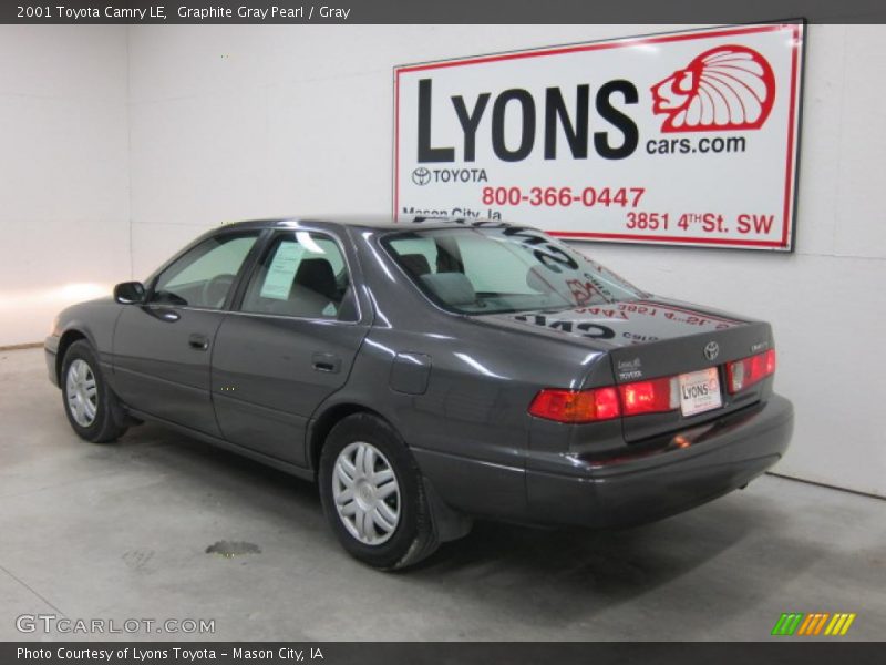 Graphite Gray Pearl / Gray 2001 Toyota Camry LE