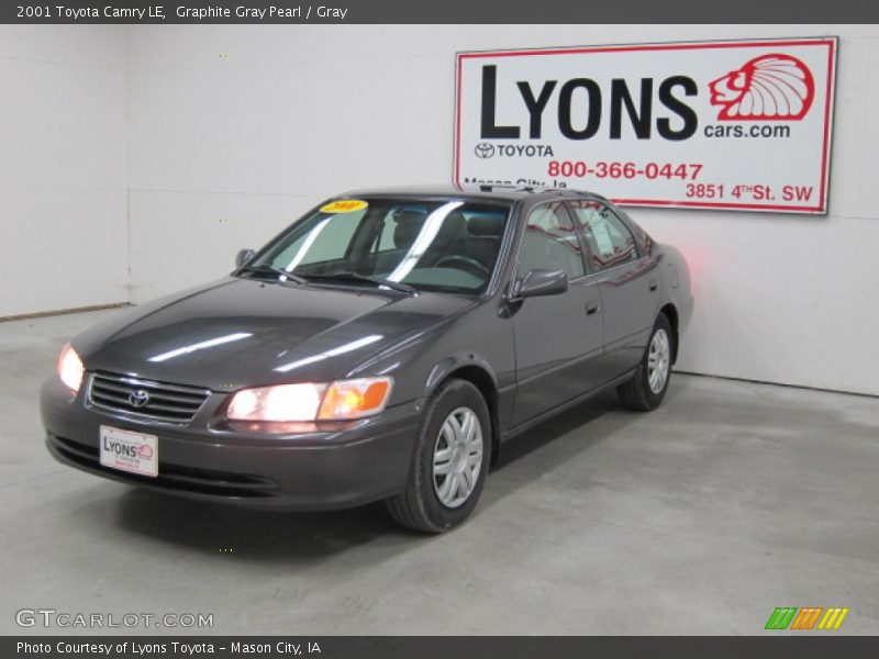 Graphite Gray Pearl / Gray 2001 Toyota Camry LE