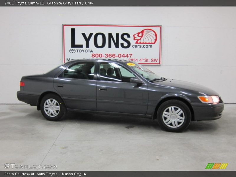 Graphite Gray Pearl / Gray 2001 Toyota Camry LE