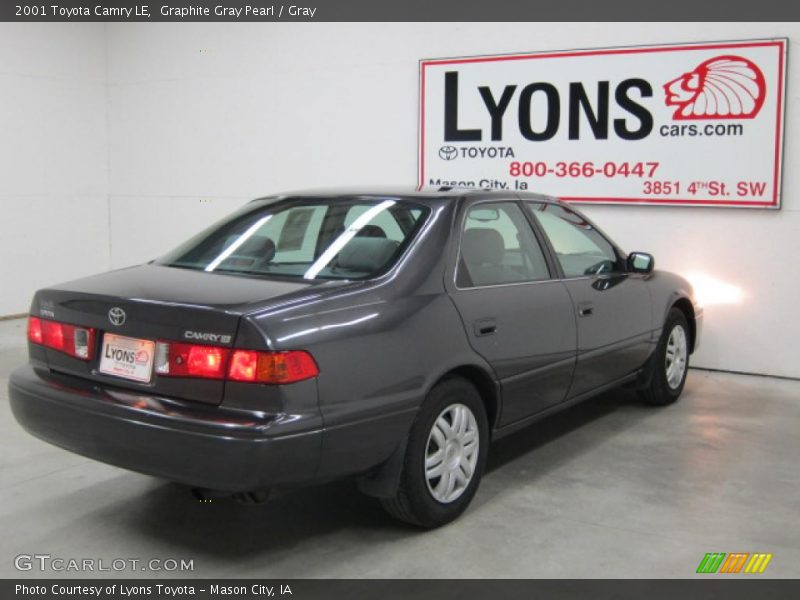 Graphite Gray Pearl / Gray 2001 Toyota Camry LE