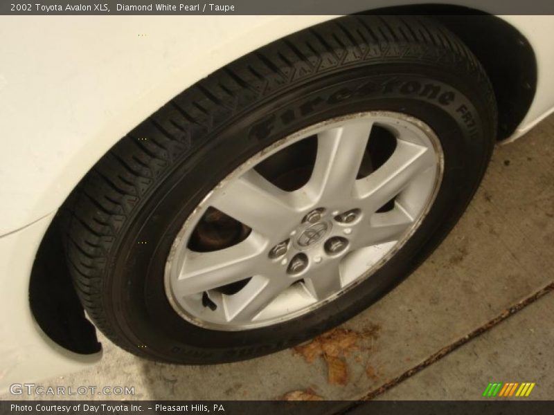 Diamond White Pearl / Taupe 2002 Toyota Avalon XLS