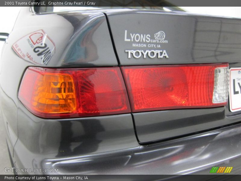 Graphite Gray Pearl / Gray 2001 Toyota Camry LE