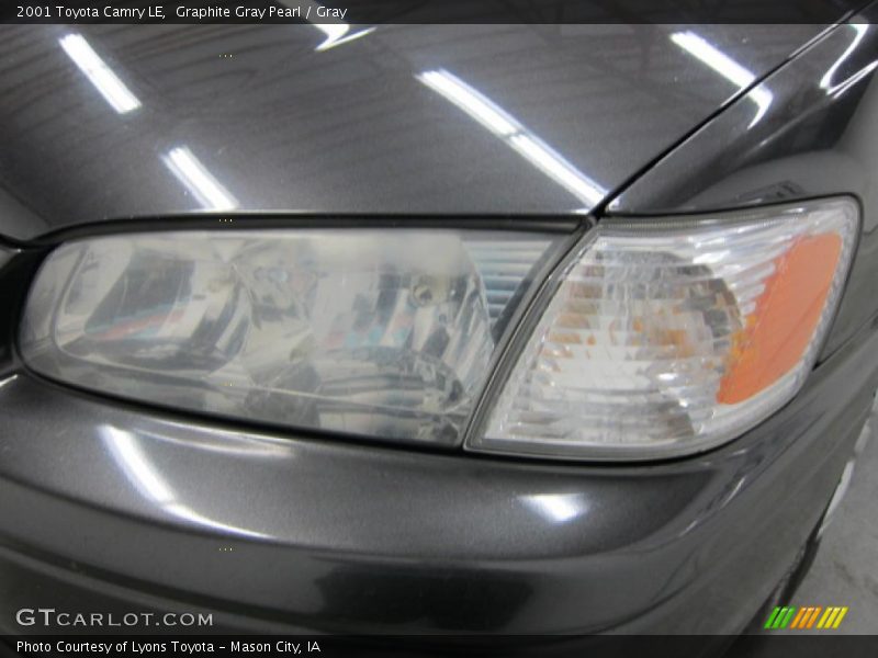 Graphite Gray Pearl / Gray 2001 Toyota Camry LE
