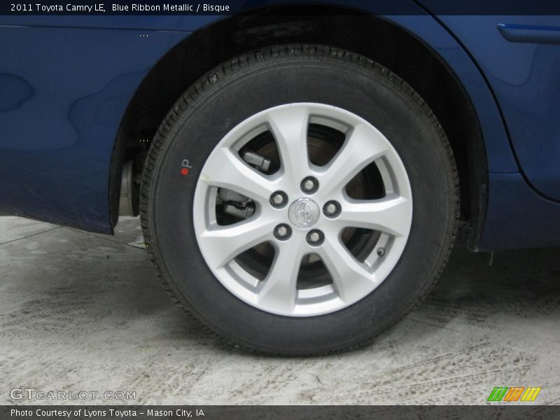 Blue Ribbon Metallic / Bisque 2011 Toyota Camry LE