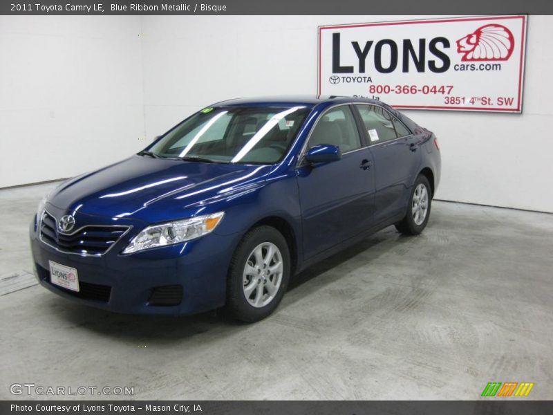 Blue Ribbon Metallic / Bisque 2011 Toyota Camry LE