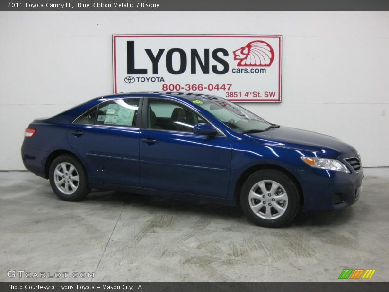 Blue Ribbon Metallic / Bisque 2011 Toyota Camry LE