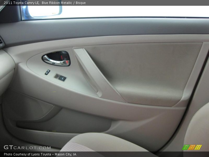 Blue Ribbon Metallic / Bisque 2011 Toyota Camry LE