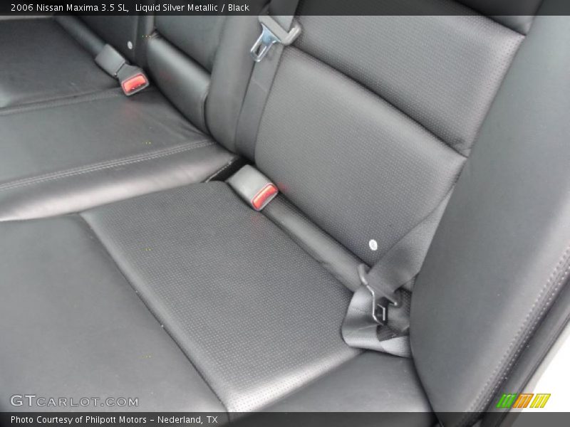 Liquid Silver Metallic / Black 2006 Nissan Maxima 3.5 SL