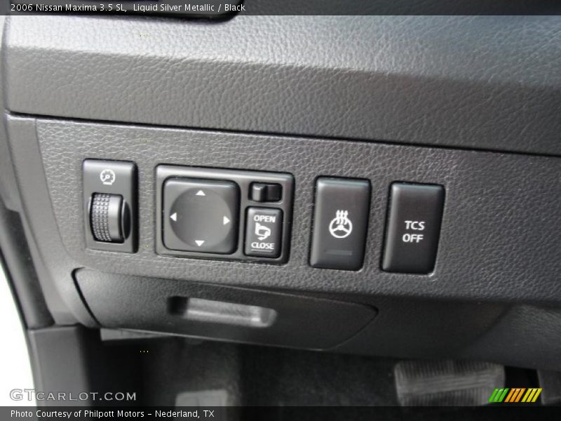 Liquid Silver Metallic / Black 2006 Nissan Maxima 3.5 SL