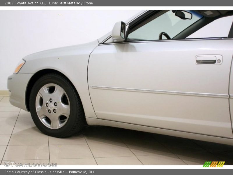 Lunar Mist Metallic / Stone 2003 Toyota Avalon XLS