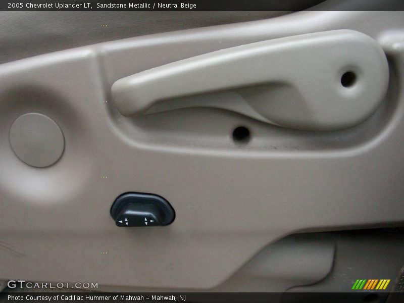 Sandstone Metallic / Neutral Beige 2005 Chevrolet Uplander LT