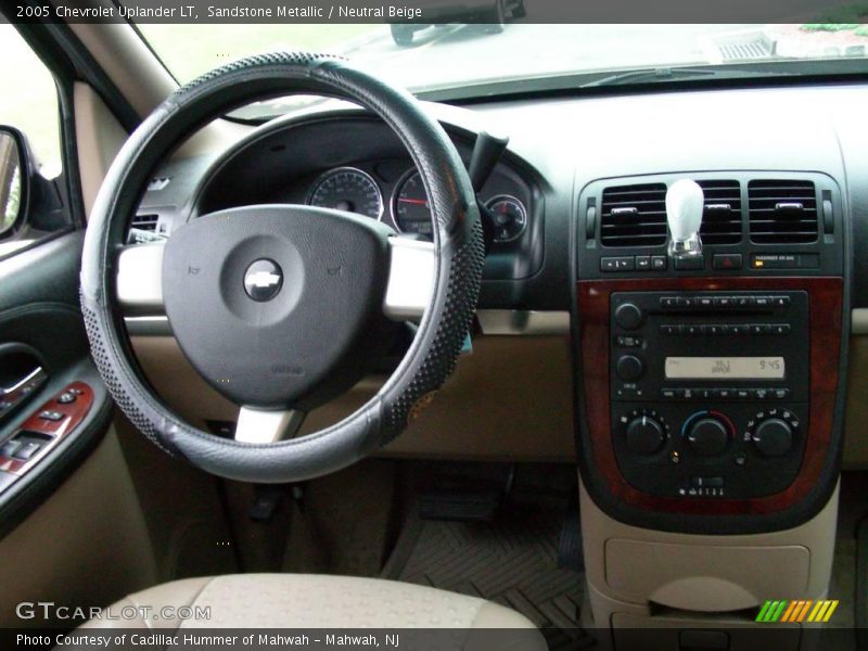 Sandstone Metallic / Neutral Beige 2005 Chevrolet Uplander LT