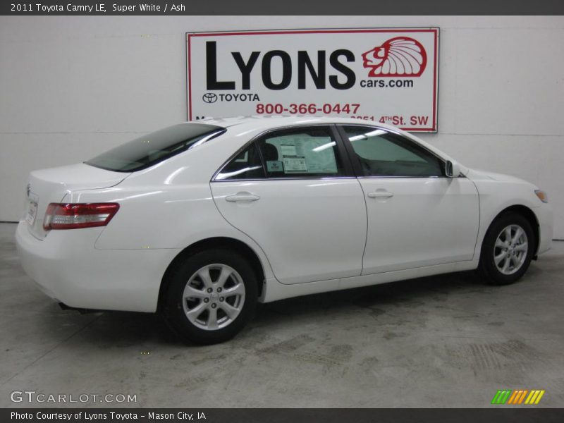 Super White / Ash 2011 Toyota Camry LE