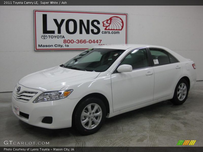 Super White / Ash 2011 Toyota Camry LE