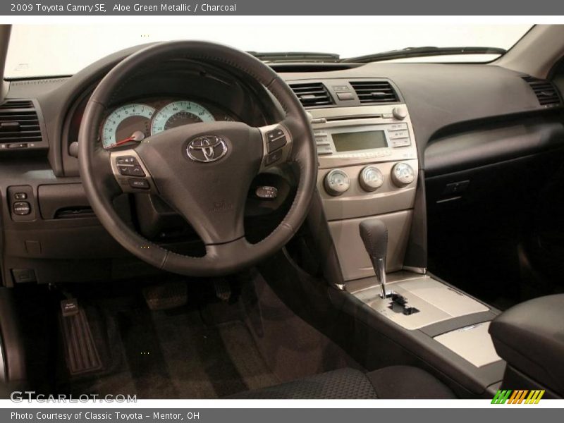 Aloe Green Metallic / Charcoal 2009 Toyota Camry SE