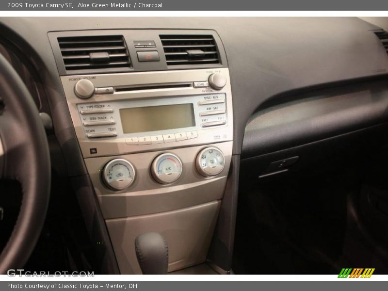 Aloe Green Metallic / Charcoal 2009 Toyota Camry SE