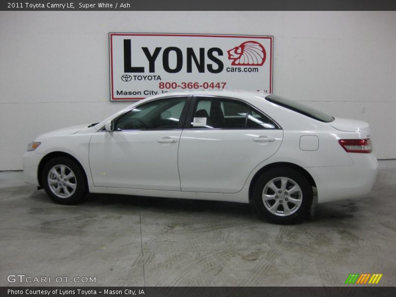 Super White / Ash 2011 Toyota Camry LE