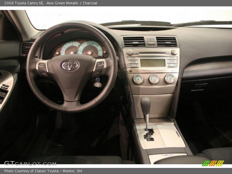 Aloe Green Metallic / Charcoal 2009 Toyota Camry SE