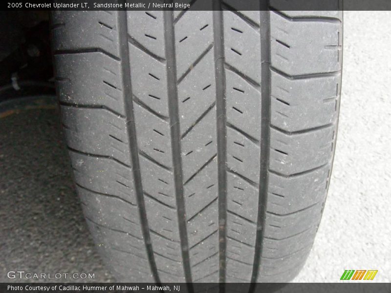 Sandstone Metallic / Neutral Beige 2005 Chevrolet Uplander LT