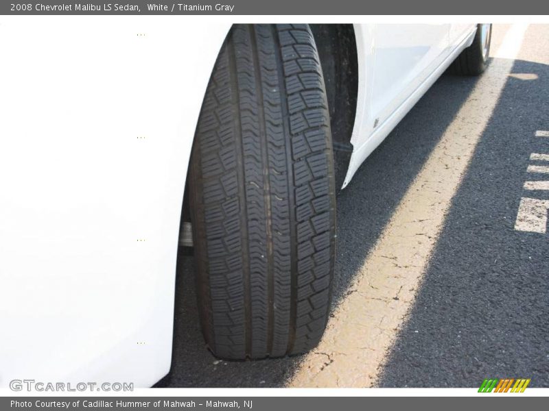 White / Titanium Gray 2008 Chevrolet Malibu LS Sedan