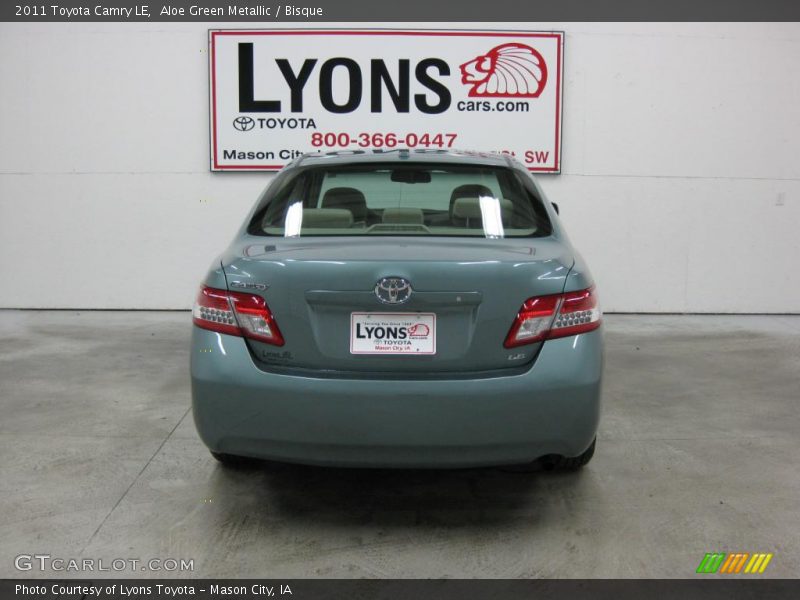 Aloe Green Metallic / Bisque 2011 Toyota Camry LE