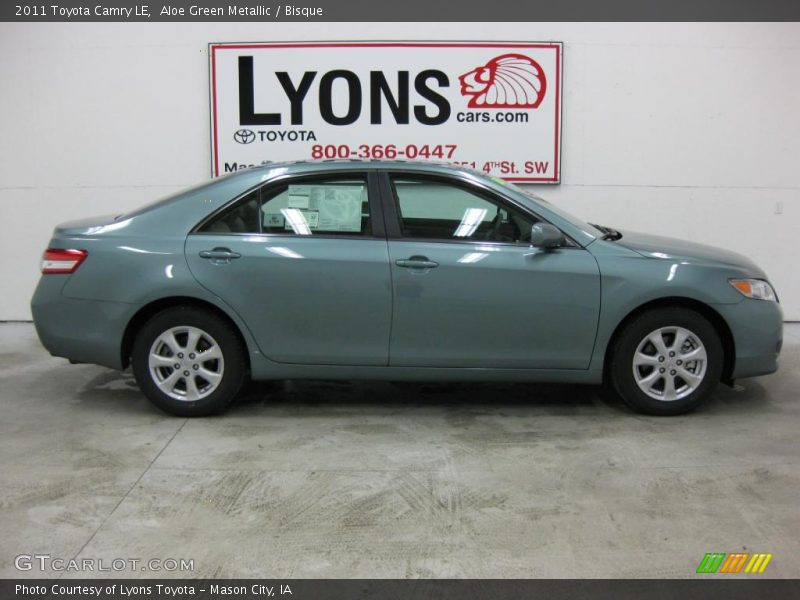 Aloe Green Metallic / Bisque 2011 Toyota Camry LE