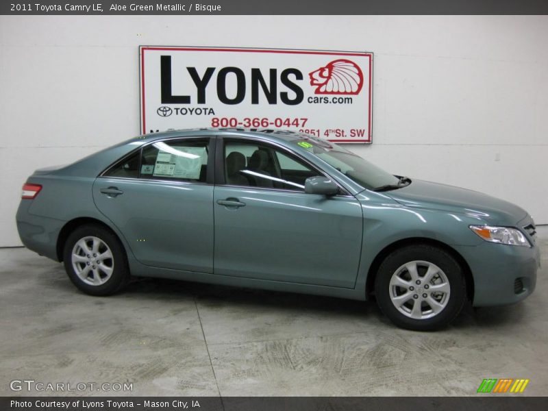 Aloe Green Metallic / Bisque 2011 Toyota Camry LE