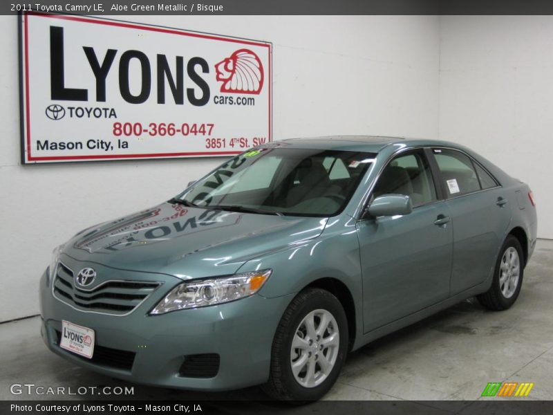Aloe Green Metallic / Bisque 2011 Toyota Camry LE