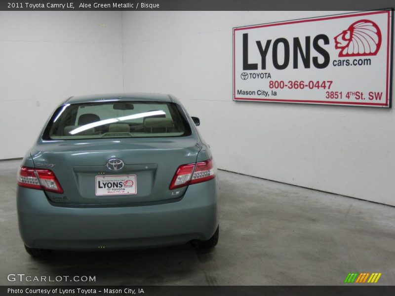 Aloe Green Metallic / Bisque 2011 Toyota Camry LE