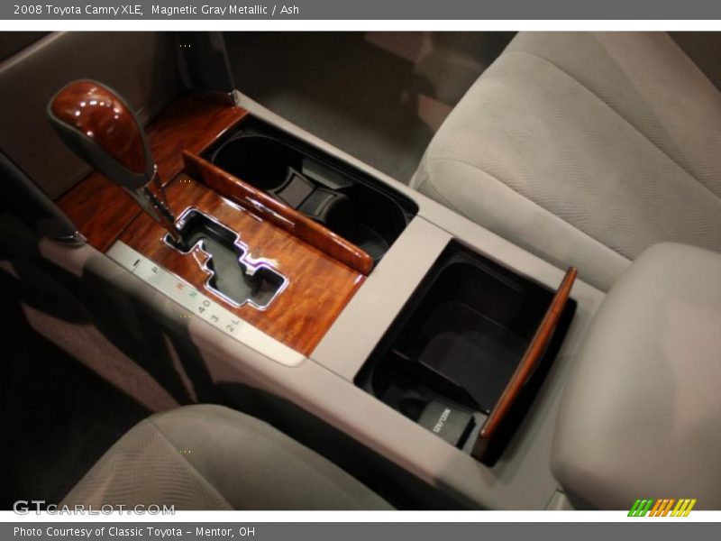 Magnetic Gray Metallic / Ash 2008 Toyota Camry XLE