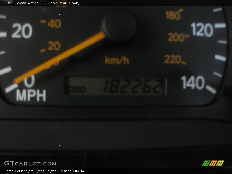 Sable Pearl / Ivory 1999 Toyota Avalon XLS