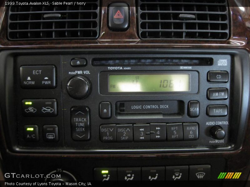 Sable Pearl / Ivory 1999 Toyota Avalon XLS