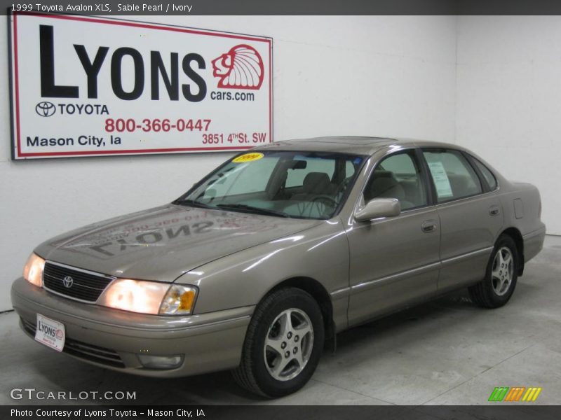 Sable Pearl / Ivory 1999 Toyota Avalon XLS
