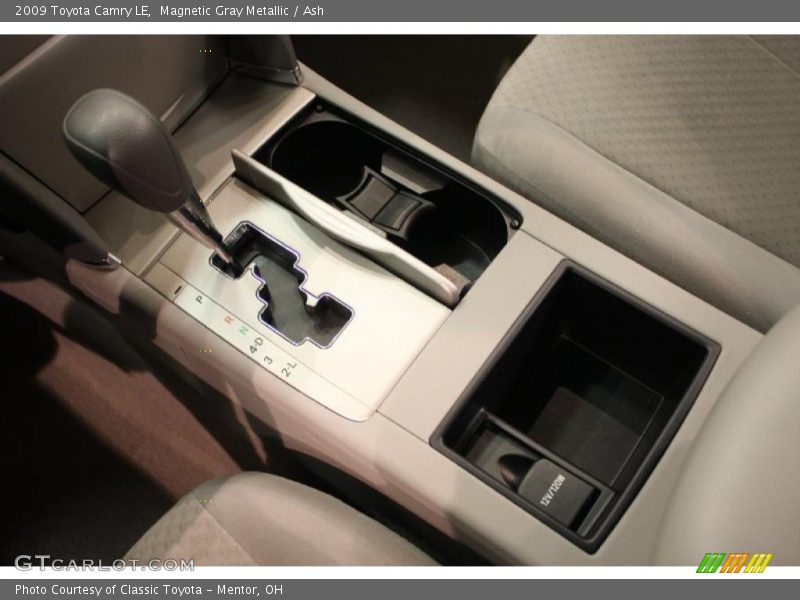 Magnetic Gray Metallic / Ash 2009 Toyota Camry LE
