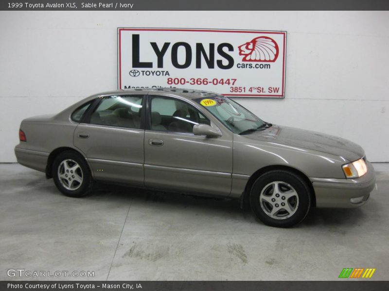 Sable Pearl / Ivory 1999 Toyota Avalon XLS