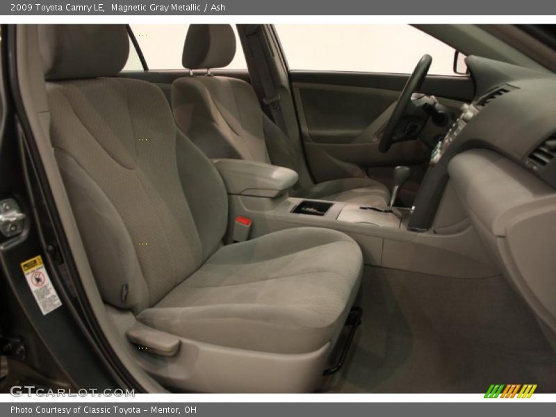 Magnetic Gray Metallic / Ash 2009 Toyota Camry LE