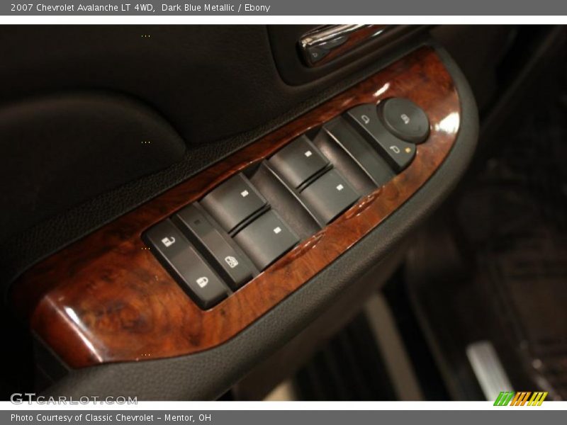 Dark Blue Metallic / Ebony 2007 Chevrolet Avalanche LT 4WD