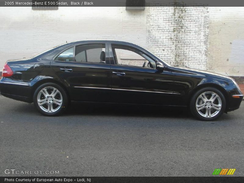 Black / Black 2005 Mercedes-Benz E 500 Sedan