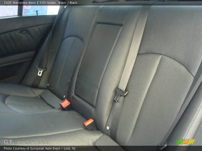 Black / Black 2005 Mercedes-Benz E 500 Sedan