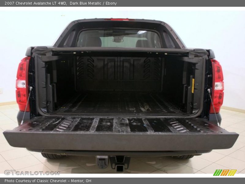 Dark Blue Metallic / Ebony 2007 Chevrolet Avalanche LT 4WD