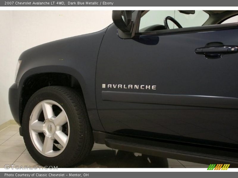 Dark Blue Metallic / Ebony 2007 Chevrolet Avalanche LT 4WD