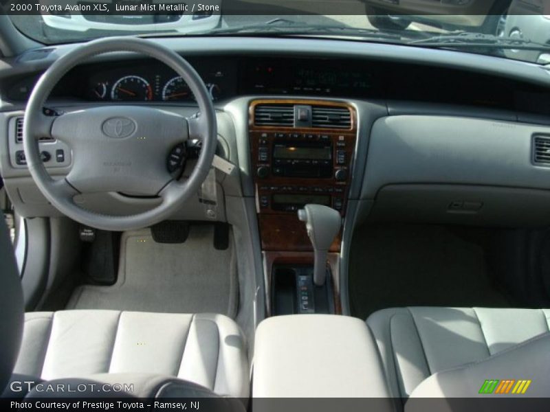 Lunar Mist Metallic / Stone 2000 Toyota Avalon XLS