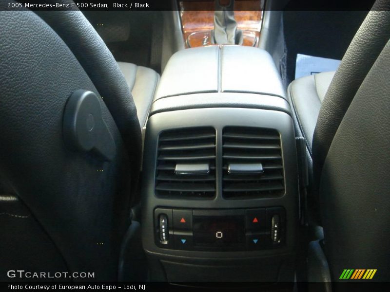 Black / Black 2005 Mercedes-Benz E 500 Sedan