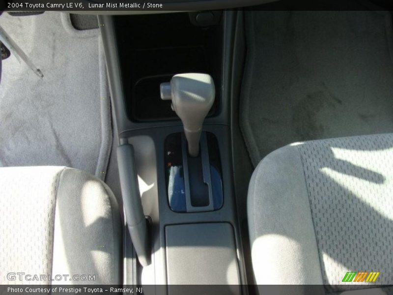 Lunar Mist Metallic / Stone 2004 Toyota Camry LE V6