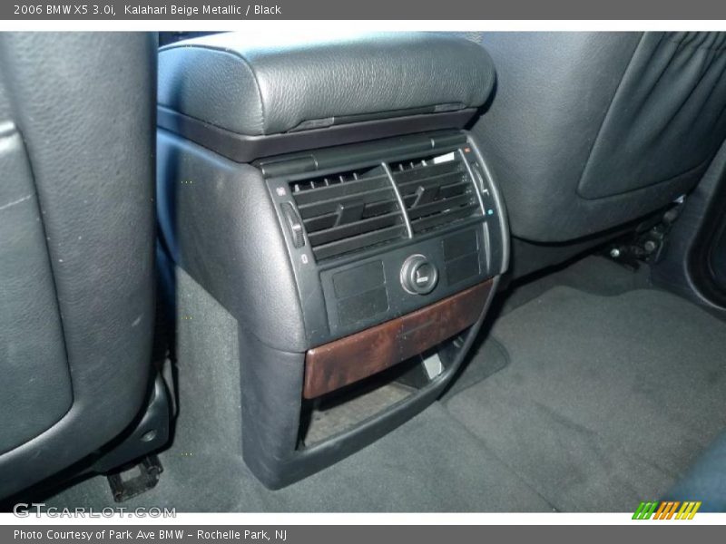Kalahari Beige Metallic / Black 2006 BMW X5 3.0i